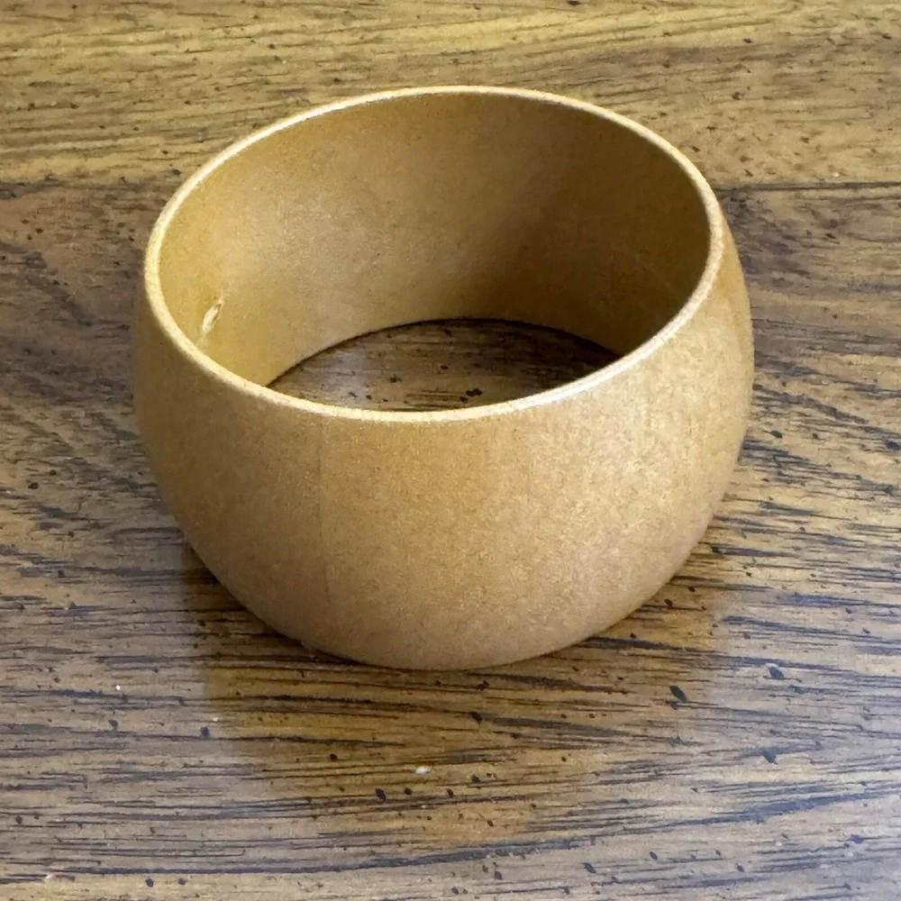 Vintage Lucite Chunky Wide‎ Bangle Bracelet Butterscotch